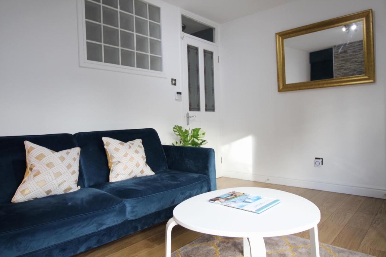Anjore House - Modern Serviced In Apartment